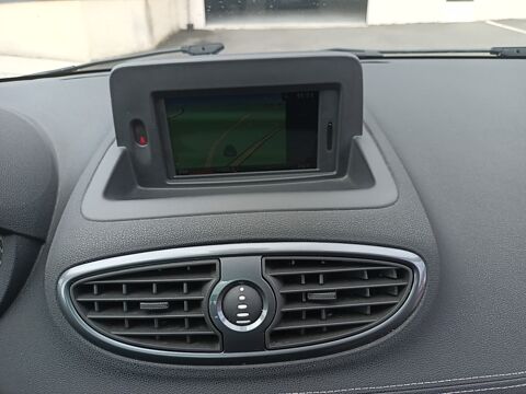 Clio Dynamique TomTom 1.2 TCE 100 Eco2 2011 occasion 35210 Ch&acirc;tillon-en-Vendelais