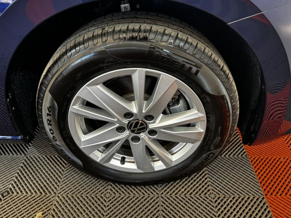 Touran 1.5 TSI EVO 150 DSG7 Life Plus 7 Places 2024 occasion 91580 &Eacute;tr&eacute;chy