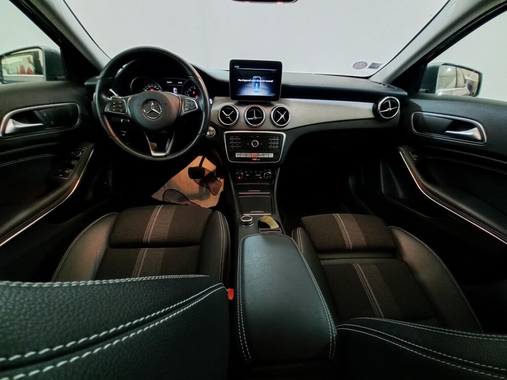Classe GLA GLA 180 Business Edition BVA7 2019 occasion 91580 &Eacute;tr&eacute;chy