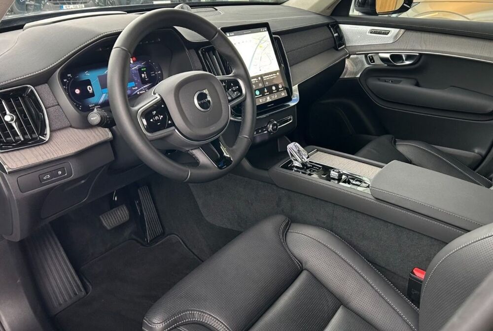 XC90 T8 AWD Ultra Dark 455 Full Options Bowers Wilkins Suspension 2025 occasion 69007 Lyon