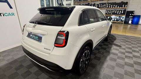 Fiat 600 T-Gen 3 1.2 Hybrid 110 DCT6 La Prima 2025 occasion 30220 Aigues-Mortes