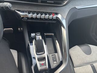 3008 1.6 HYBRID4 300 E-EAT8 GT Pack 2021 occasion 69330 Meyzieu