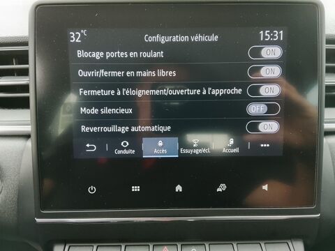 Captur Business E-Tech hybride 145 -21 2022 occasion 42240 Unieux