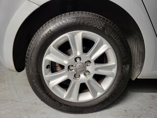 A1 1.6 TDI 105 AMBIENTE 2013 occasion 93600 Aulnay-sous-Bois