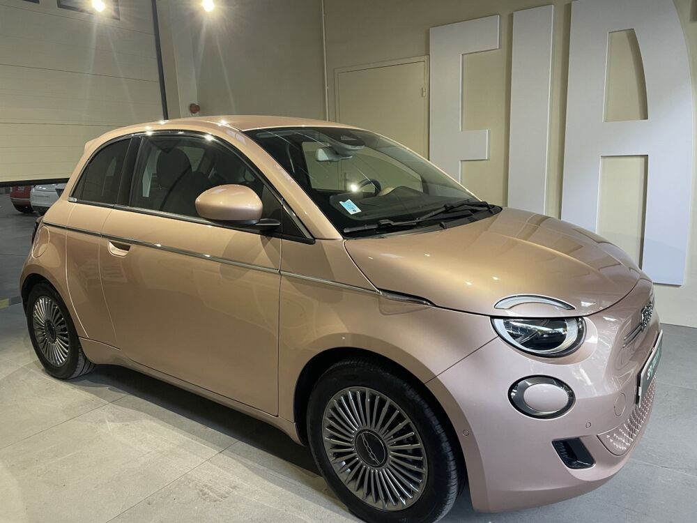 500 E 24kWh Pack Confort & Style 3+1 2023 occasion 76360 Barentin