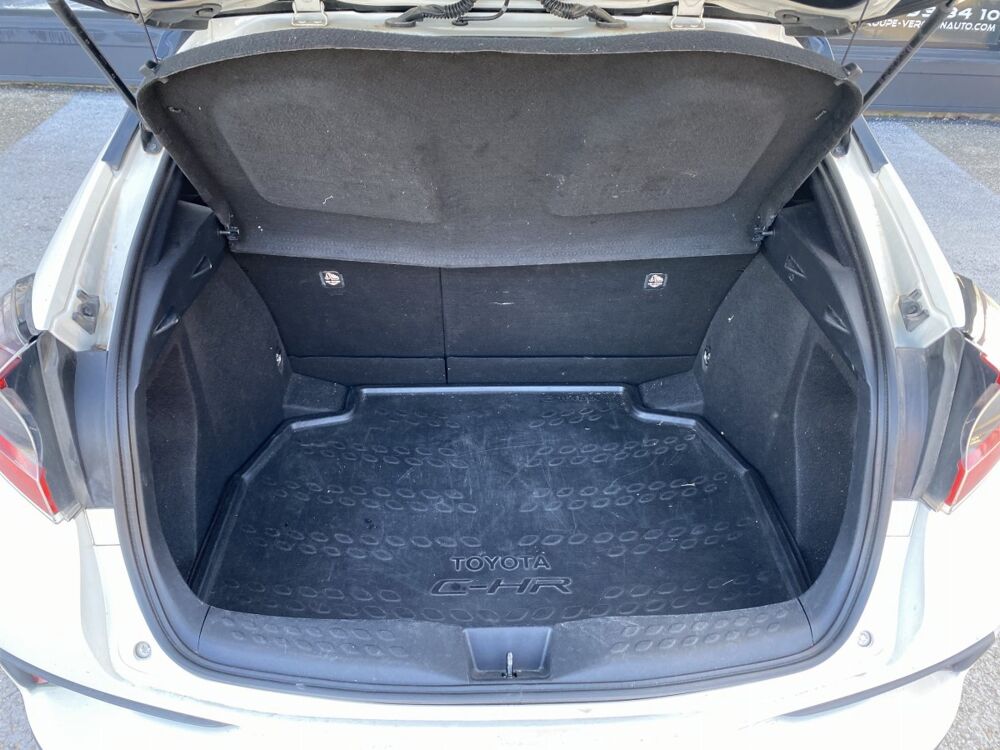C-HR 1.2 T CVT AWD GRAPHIC 2018 occasion 30260 Quissac