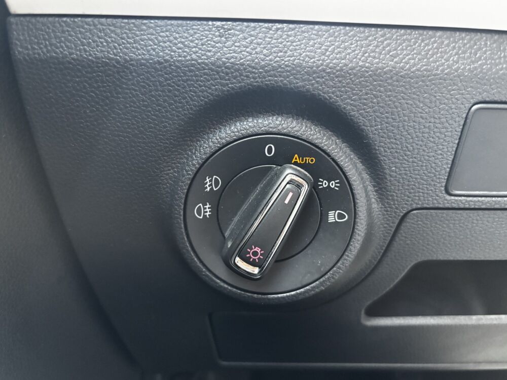 Arona 1.0 EcoTSI 95ch BVM5 S/S Xcellence 2019 occasion 86440 Mign&eacute;-Auxances