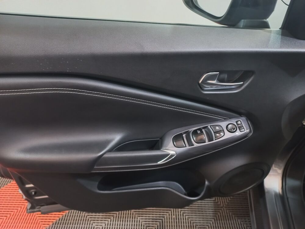 Juke Hybrid 143 Business+ 2023 occasion 91580 &Eacute;tr&eacute;chy