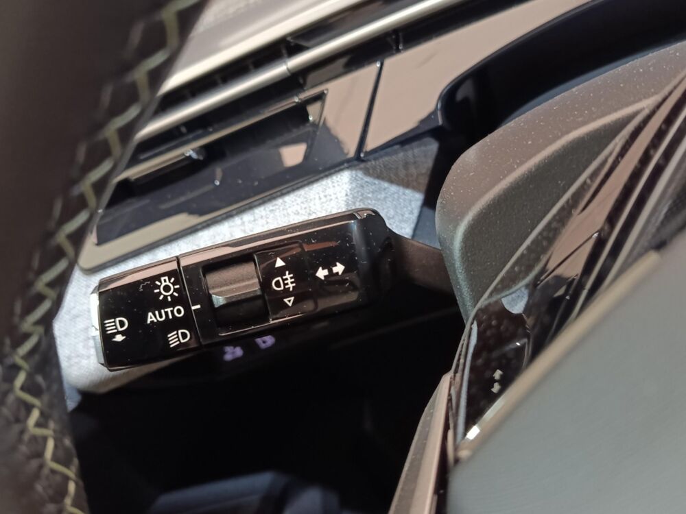 5008 1.6 PHEV 195 E-DCS7 GT 2026 occasion 91580 &Eacute;tr&eacute;chy