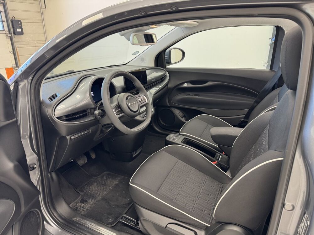 500 C 42kWh Pack Confort & Style 2023 occasion 76360 Barentin