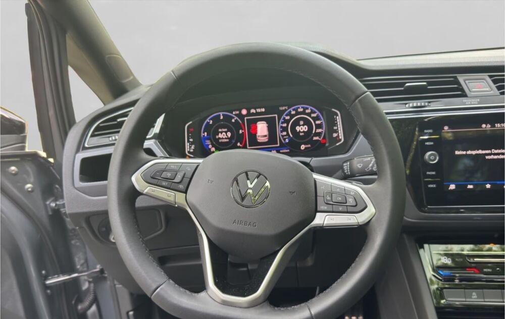 Touran 2.0 TDI R Line 7P 150 ch Pack Voyage Toit ouvrant Autres mod 2025 occasion 69007 Lyon