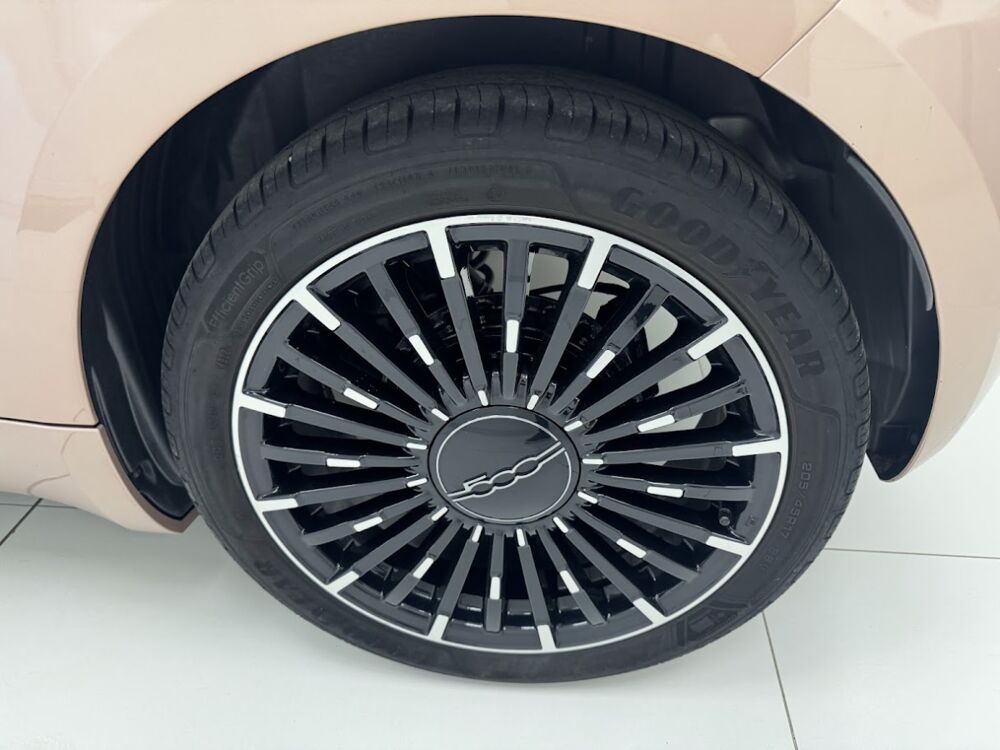 500 42kWh La Prima 2023 occasion 76360 Barentin