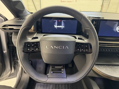 Ypsilon 1.2 Ibrida 100ch eDCT6 LX 2025 occasion 76360 Barentin
