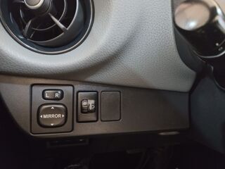 Yaris 1.5 VVT-I HYBRID France Business 2019 occasion 91580 &Eacute;tr&eacute;chy