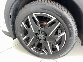 3008 1.2 HYBRID 145 E-DCS6 ALLURE 2025 occasion 63300 Thiers
