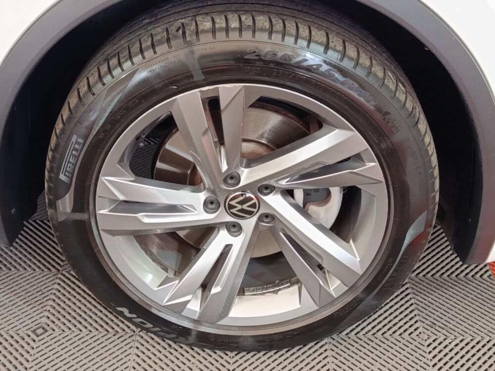 Tiguan 1.4 EHYBRID 245 DSG6 R-LINE EXCLUSIVE 2023 occasion 91580 &Eacute;tr&eacute;chy