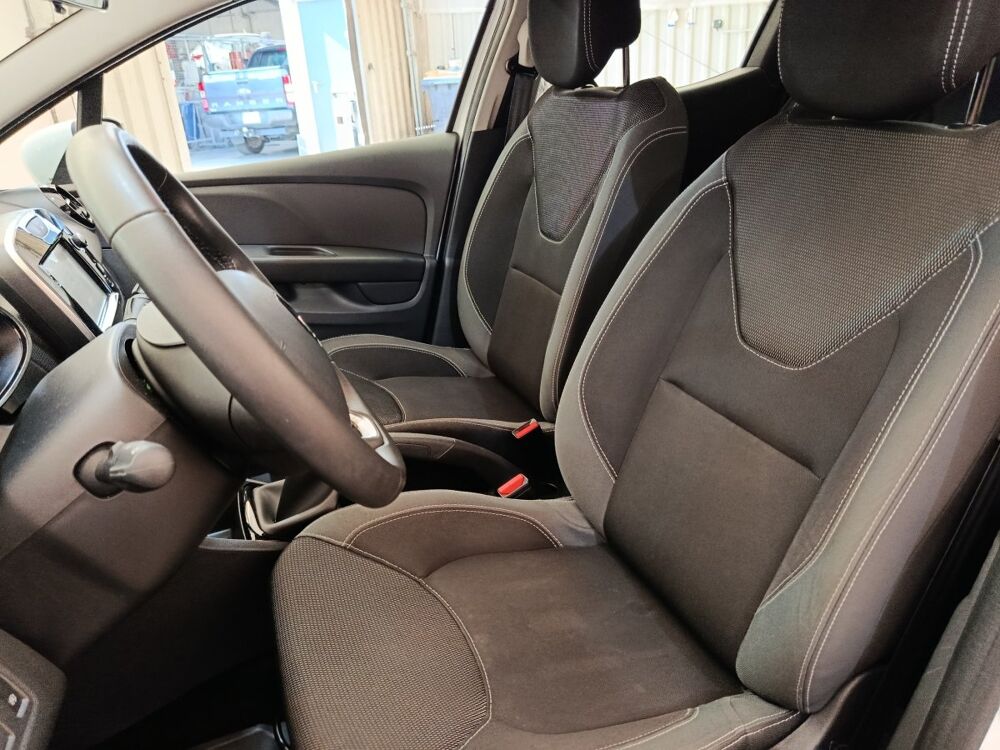 Clio IV Business dCi 75 - 18 2018 occasion 91580 &Eacute;tr&eacute;chy