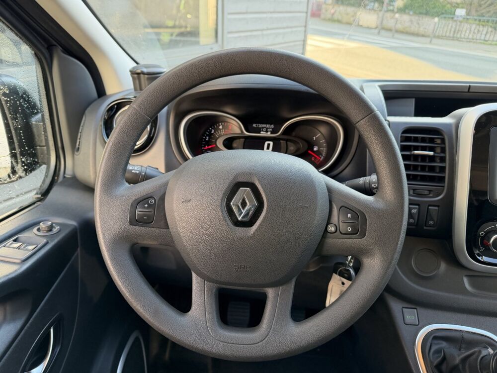 Jumpy 2.0 dCi 120 l2h1  5 places  2019 occasion 53210 Soulg&eacute;-sur-Ouette