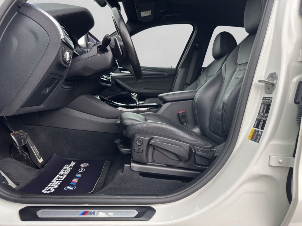 X3 xDrive30e M Sport 292 Toit ouvrant Attelage Laser Autres mod 2022 occasion 69007 Lyon