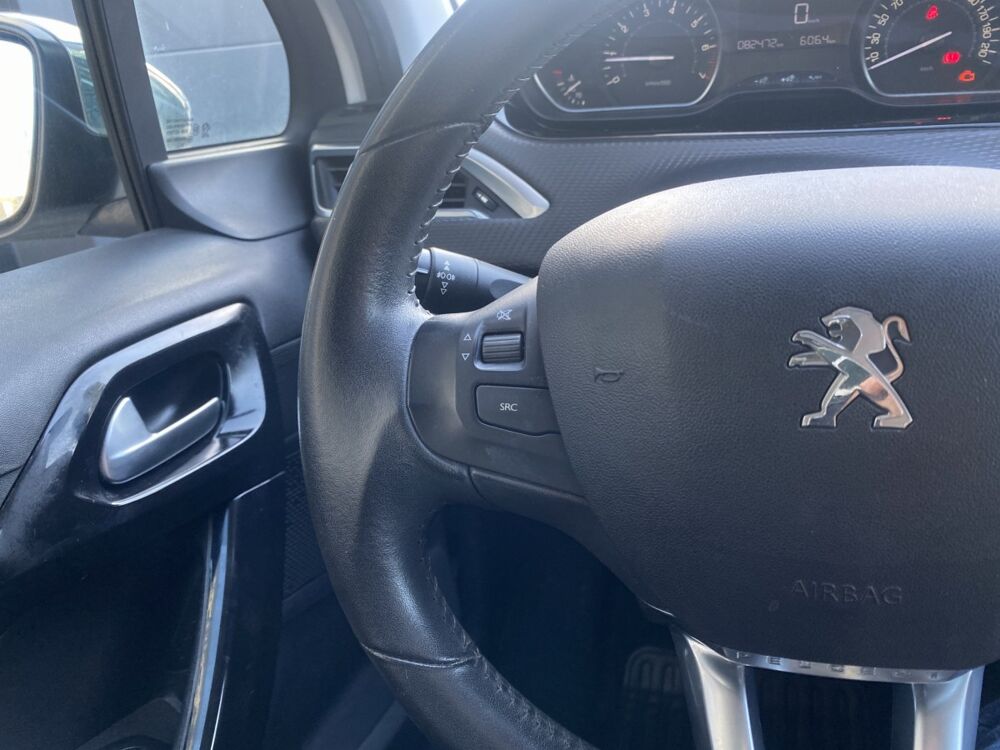 208 Puretech 82 Signature 2019 occasion 30260 Quissac