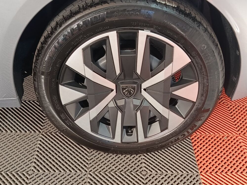 208 Hybrid 100 e-DCS6 Style 2025 occasion 91580 &Eacute;tr&eacute;chy