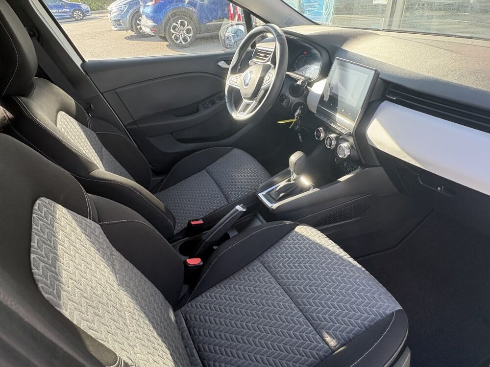 Clio Evolution r&eacute;versible E-Tech full hyb 145 2023 occasion 30610 Sauve