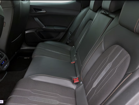 Leon 1.4 e-Hybrid 245 VZ - Toit pano - MAT - volant satellite sup 2022 occasion 69007 Lyon