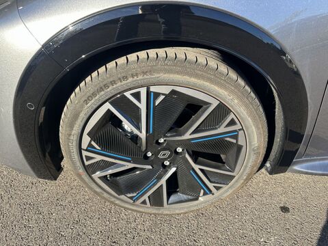 Clio esprit Alpine full hybrid E-Tech 160 ch 2026 occasion 38460 Cr&eacute;mieu