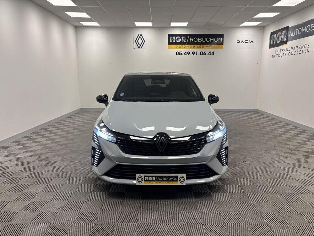 Clio Techno E-Tech full hybrid 145 -24 2024 occasion 86500 Montmorillon
