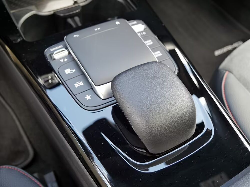 Classe CLA CLA 250 e Amg Line 218 Toit ouvrant Cam&eacute;ra 360&deg; Autres dispo 2022 occasion 69007 Lyon