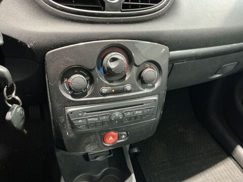 Clio Authentique 1.2 16v 75 Eco2 2014 occasion 35210 Ch&acirc;tillon-en-Vendelais