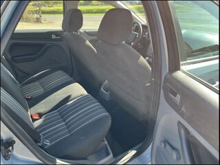 Focus 1600 TDCi 90 Ghia 2009 occasion 61170 Montchevrel