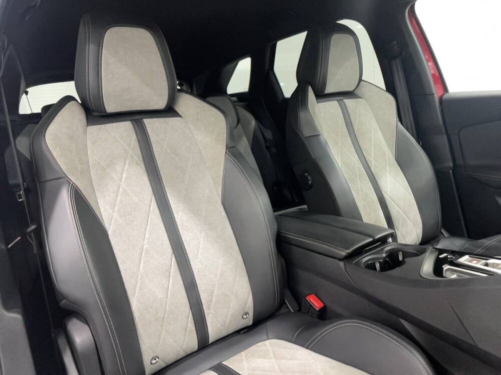 3008 Hybrid4 300 e-EAT8 GT 5 portes (f&eacute;vr. 2020) (co2 30) 2020 occasion 63300 Thiers
