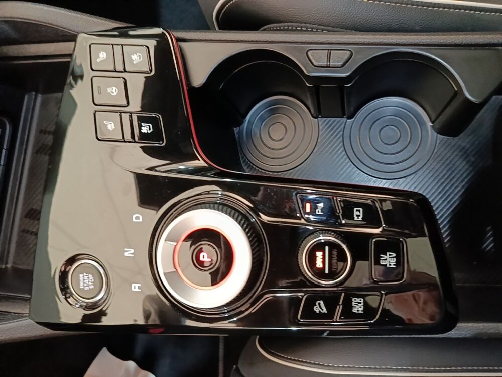 Sportage 1.6 T-GDI 265 PHEV AUTO 4WD GT-L PREM BU 2022 occasion 91580 &Eacute;tr&eacute;chy