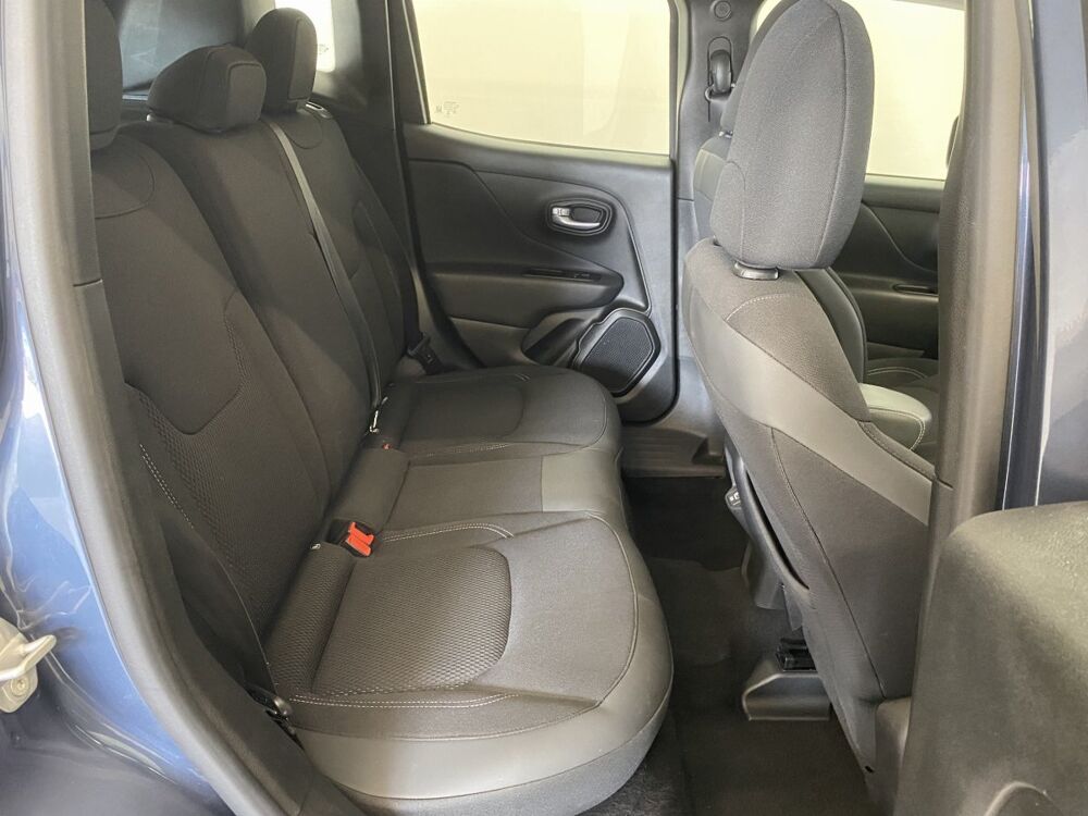 Renegade eHybrid Altitude 1.5 MHEV 130hp Dct Fwd 2024 occasion 38550 Saint-Maurice-l'Exil