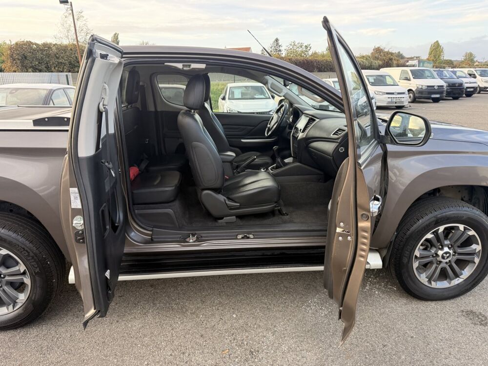L200 CC 2.2 DI-D 150ch Instyle MY20 2021 occasion 91580 &Eacute;tr&eacute;chy