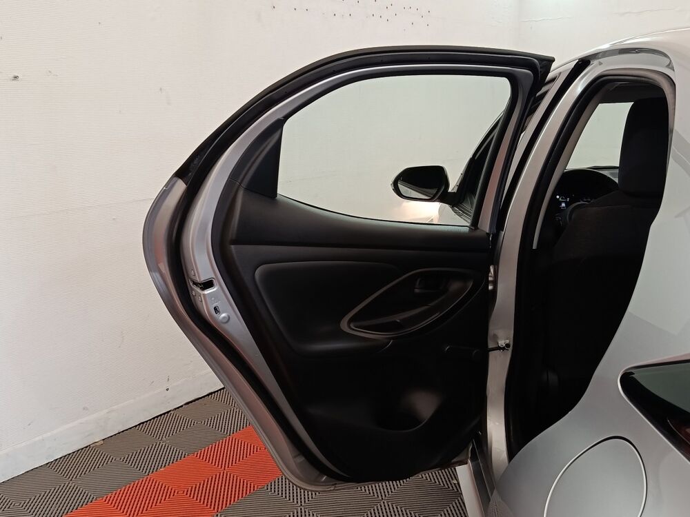 Yaris Hybride 116h Dynamic Business Beyond Zer 2022 occasion 91580 &Eacute;tr&eacute;chy
