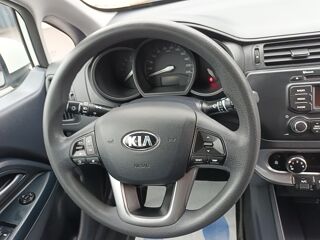 Rio 1.1 CRDI 75ch ISG Active 2014 occasion 35210 Ch&acirc;tillon-en-Vendelais