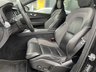 XC60 D4 AdBlue 190 GearTronic 8 R-Design 2019 occasion 44150 Saint-G&eacute;r&eacute;on