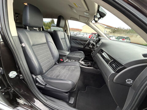 Outlander Hybride recharg Intense Style 4WD MY18 2018 occasion 42640 Saint-Germain-Lespinasse