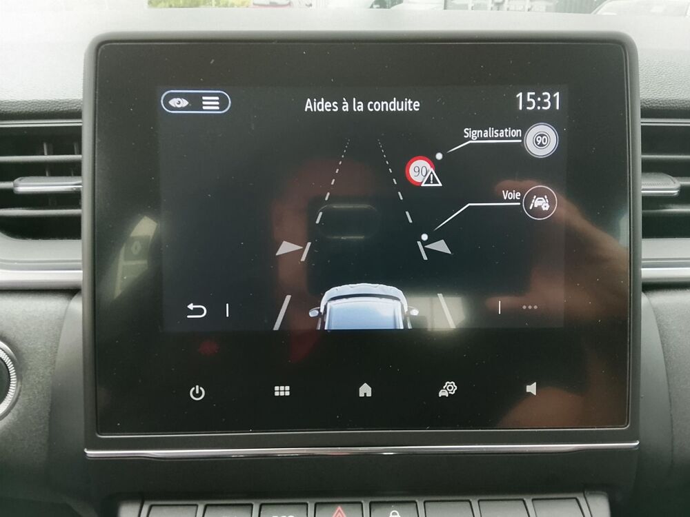 Captur Business E-Tech hybride 145 -21 2022 occasion 42240 Unieux