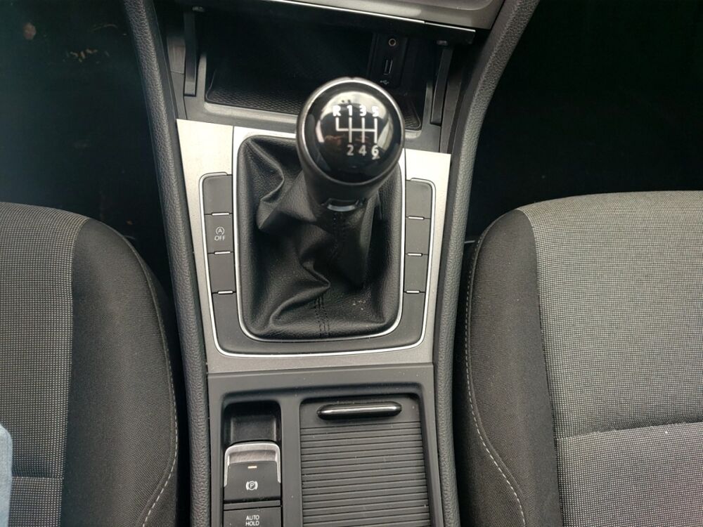 Golf SW 1.6 TDI 110 TRENDLINE Bluemotion SW 2014 occasion 61170 Montchevrel