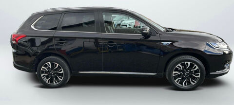 Outlander Hybride recharg Intense Style 4WD MY18 2018 occasion 42640 Saint-Germain-Lespinasse