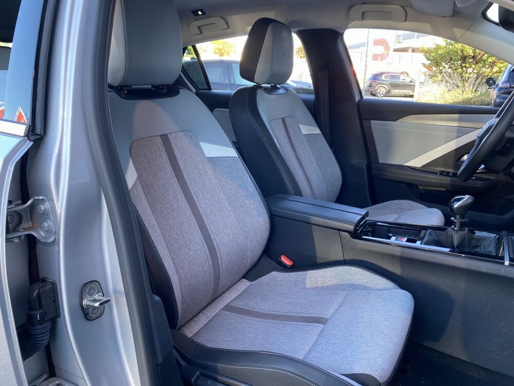 Astra 1.2 Turbo 130ch ELEGANCE BUSINESS 2023 occasion 30260 Quissac