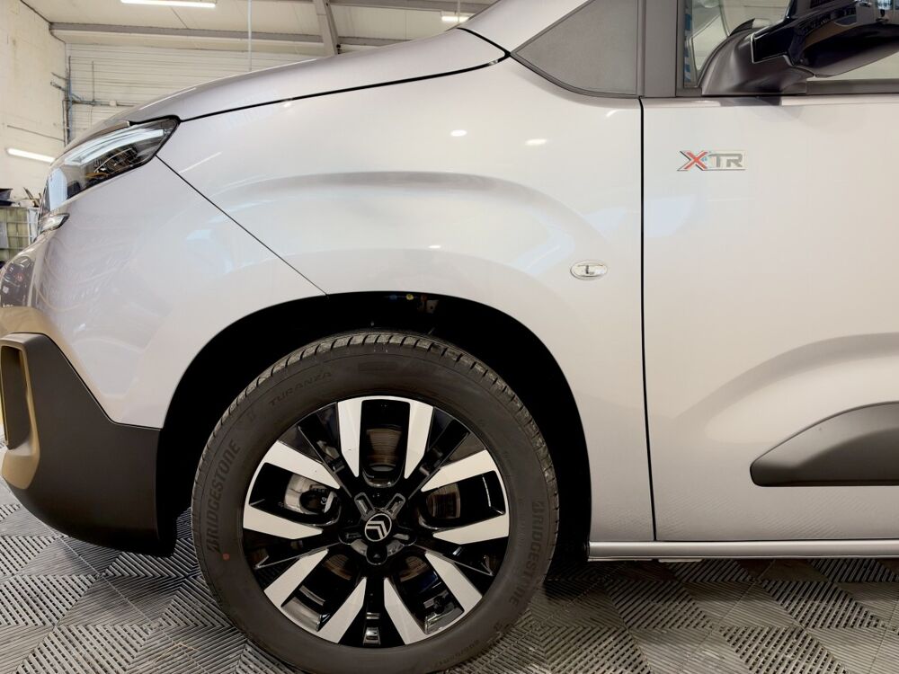 Berlingo M Diesel 100 MAX 5 places 2026 occasion 30220 Aigues-Mortes
