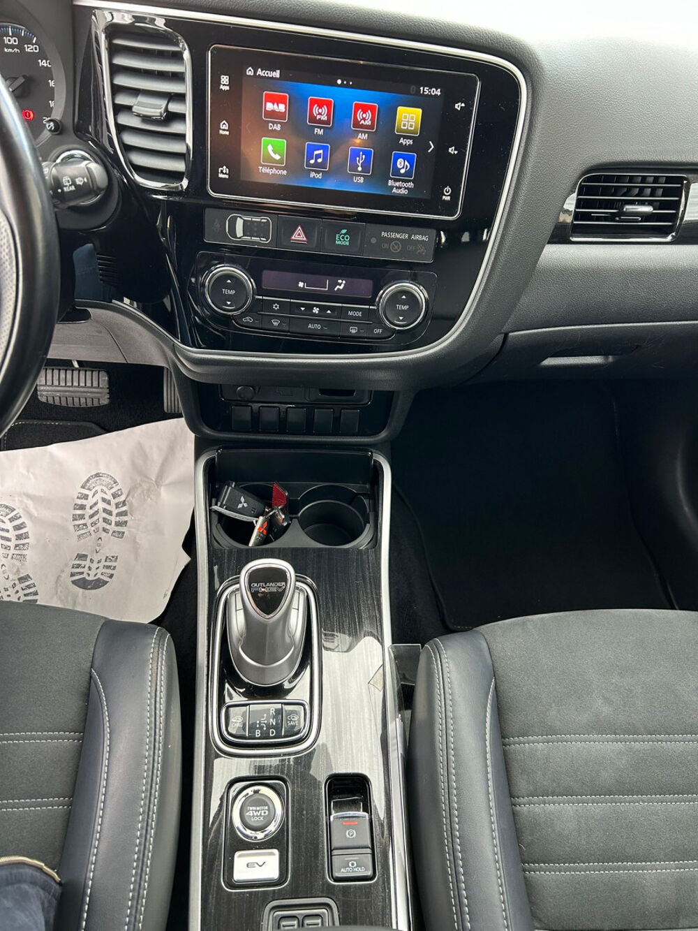 Outlander Hybride recharg Intense Style 4WD MY18 2018 occasion 42640 Saint-Germain-Lespinasse