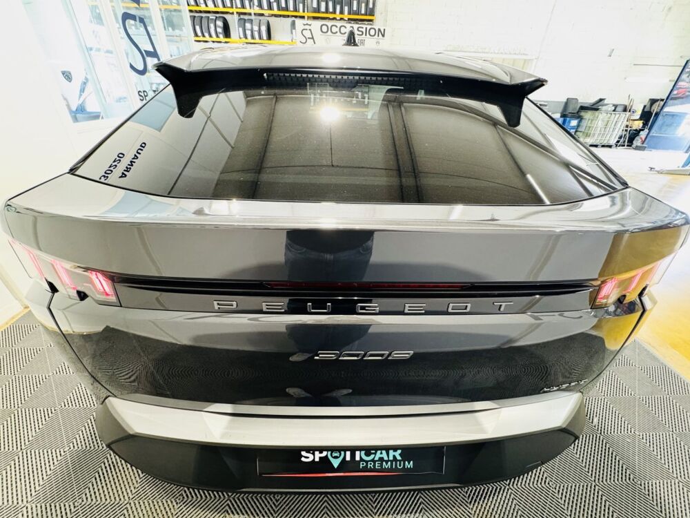 3008 1.2 HYBRID 145 E-DCS6 Allure Business 2026 occasion 30220 Aigues-Mortes