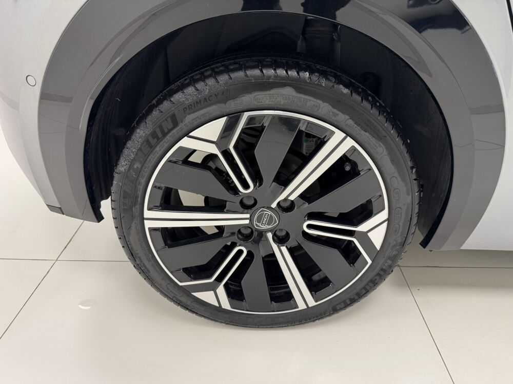 Ypsilon 1.2 Ibrida 100ch eDCT6 LX 2025 occasion 76360 Barentin