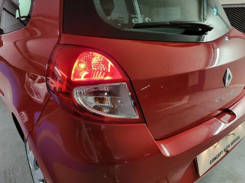 Clio Collection Zen 3 portes 1.2 16V 75 2014 occasion 93600 Aulnay-sous-Bois