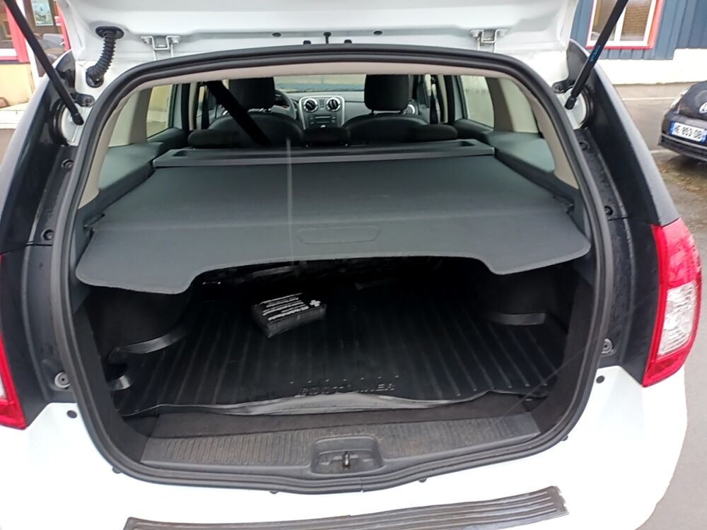 Logan Laur&eacute;ate TCe 90 eco&sup2; 2015 occasion 35210 Ch&acirc;tillon-en-Vendelais